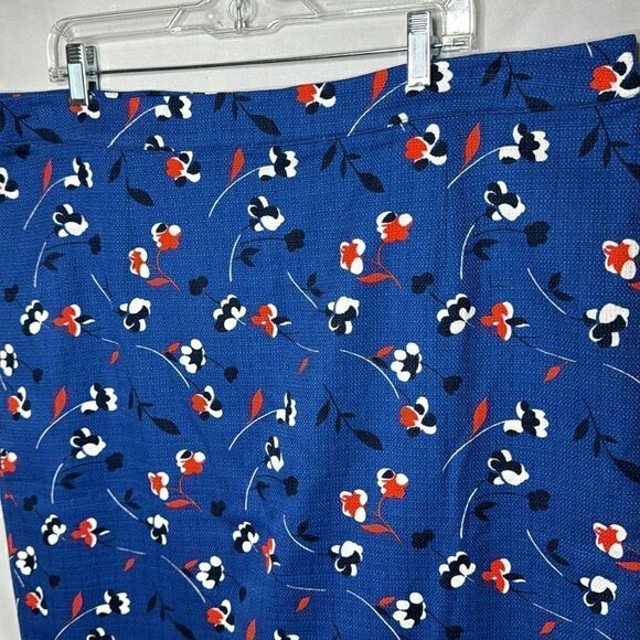 Boden Blue Floral Skirt. Size 18L. NWT. - Picture 2 of 6